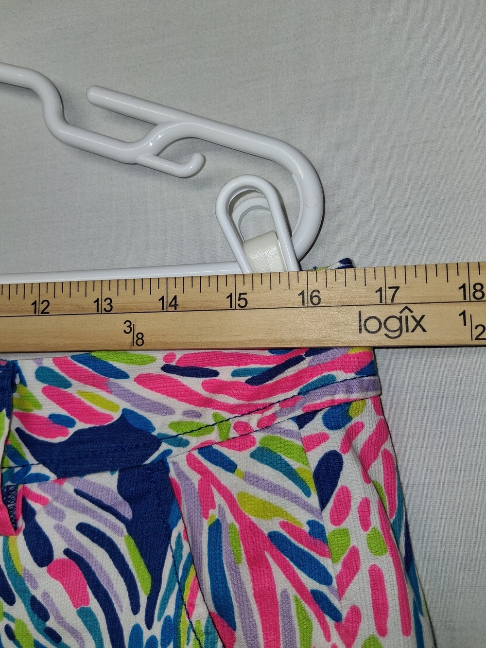 Lilly Pulitzer Neon Leaf-Print The Walsh Cotton Shorts - Picture 9 of 11
